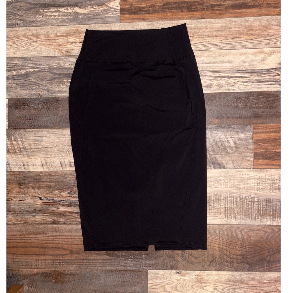 Lululemon On the Fly Skirt Black Luxtreme Pencil High Rise LW8AH0S Size 10